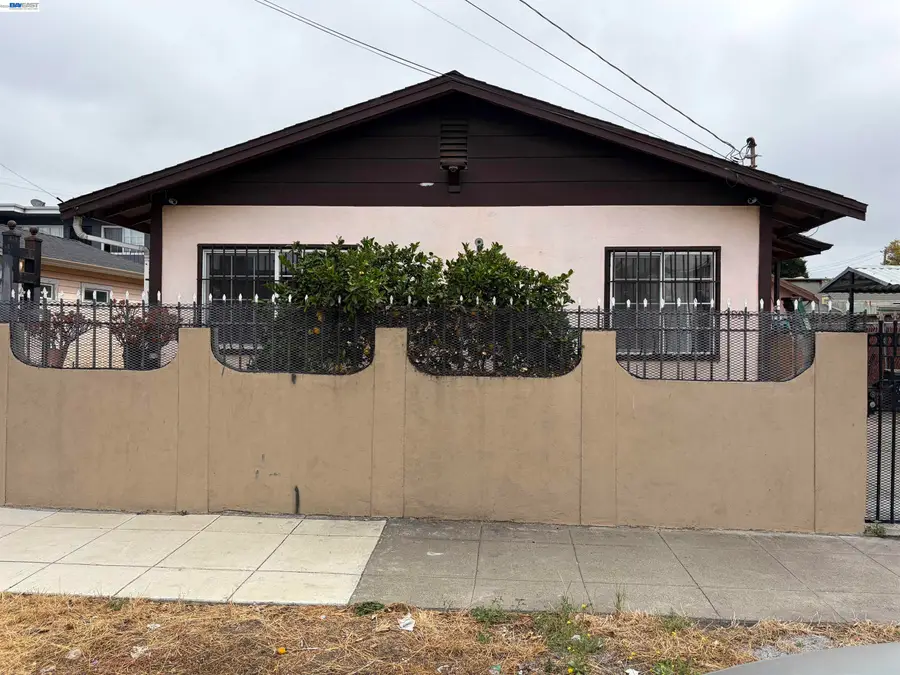 9024 Olive St, Oakland, CA 94603 - #2