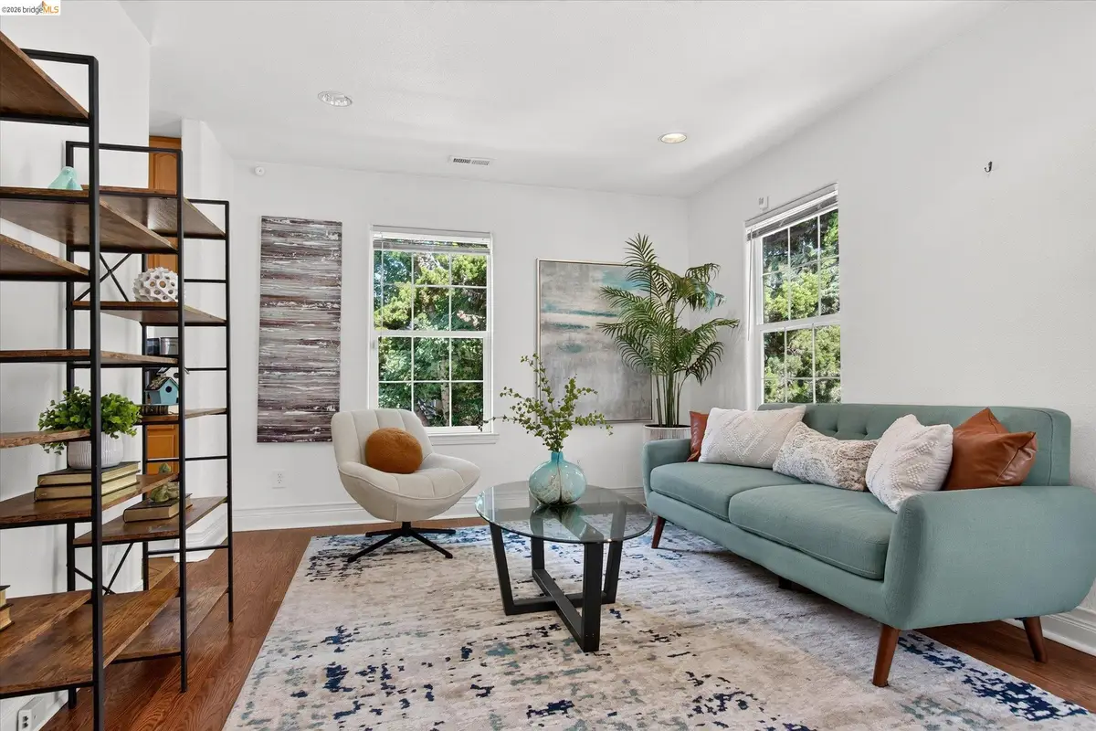 7925 Greenly, Oakland, CA 94605 - #1