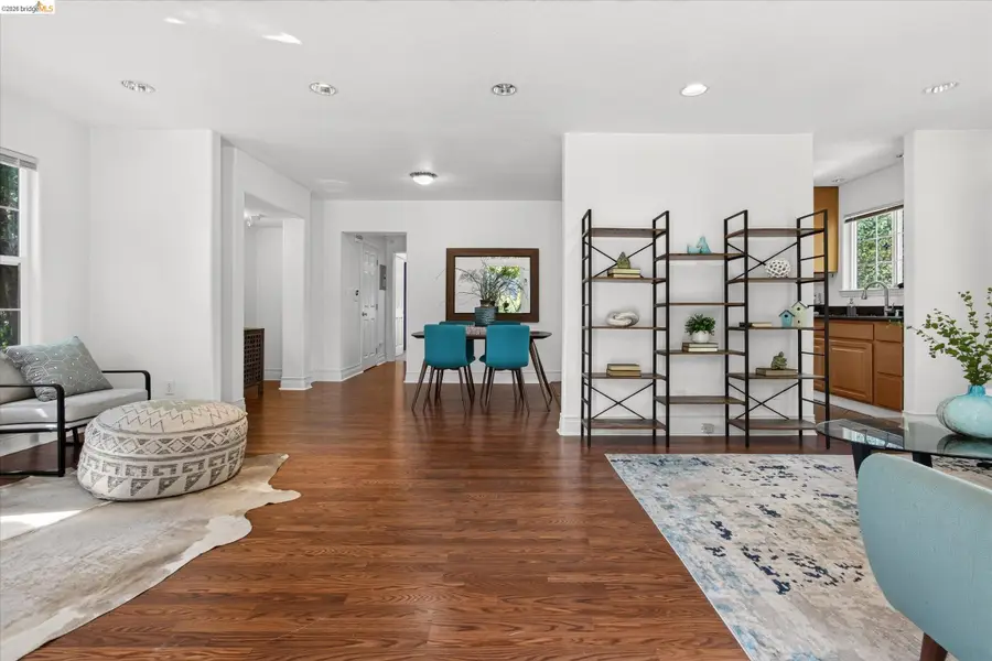 7925 Greenly, Oakland, CA 94605 - #3