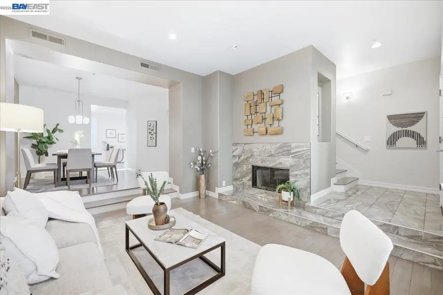 433 Camille Cir  #15, San Jose, CA 95134 - #2