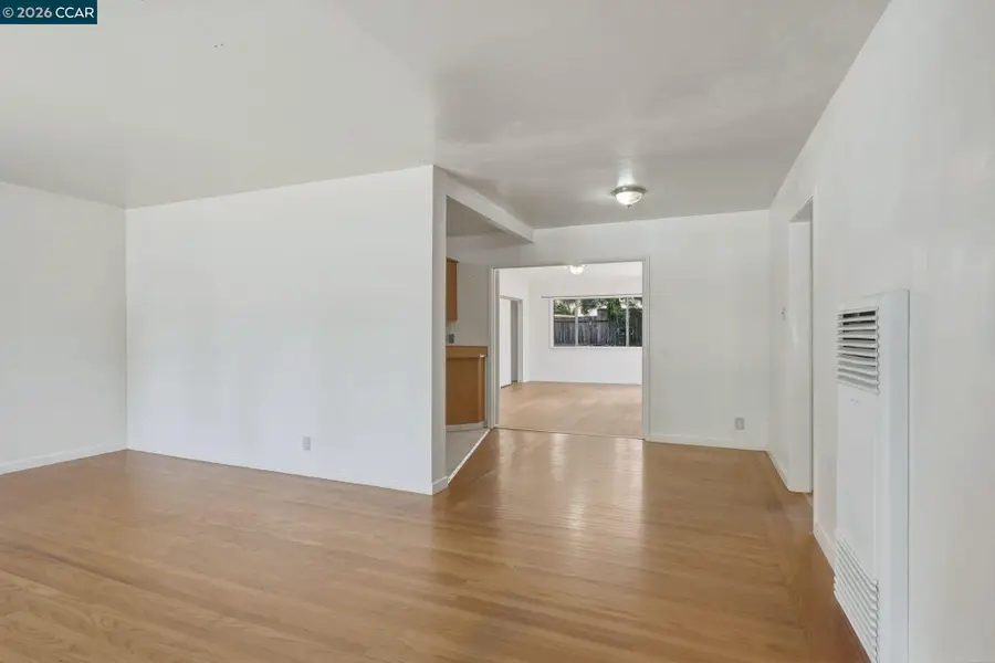 3712 Los Flores Ave, Concord, CA 94519 - #3