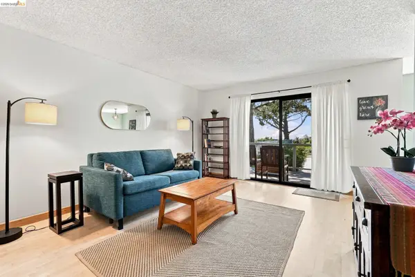 3 Commodore  #158, EMERYVILLE, CA 94608