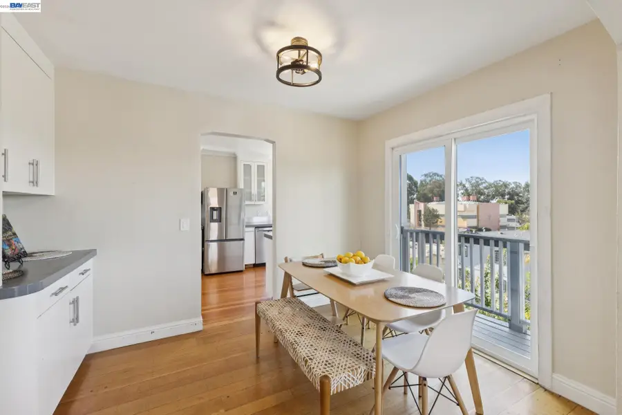 8233 Golf Links Rd, Oakland, CA 94605 - #3