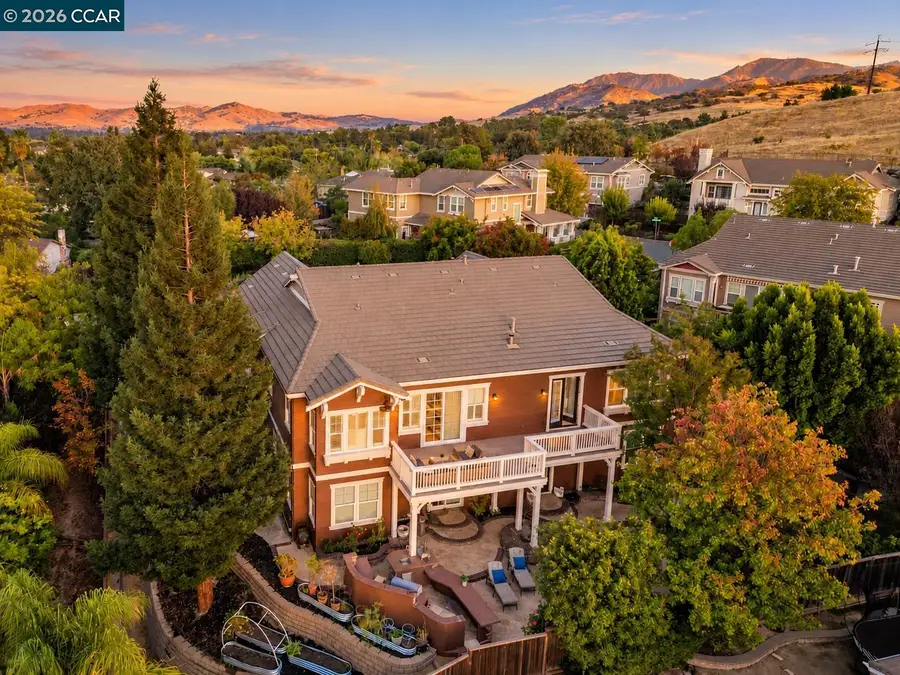 4360 Kingswood Dr, Concord, CA 94518 - #2