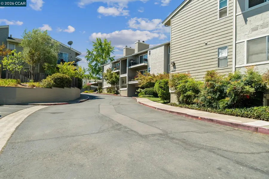 1065 Wesley Ct  #1, Walnut Creek, CA 94597 - #2