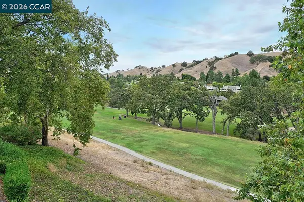 3248 Tice Creek Dr  #4, WALNUT CREEK, CA 94595