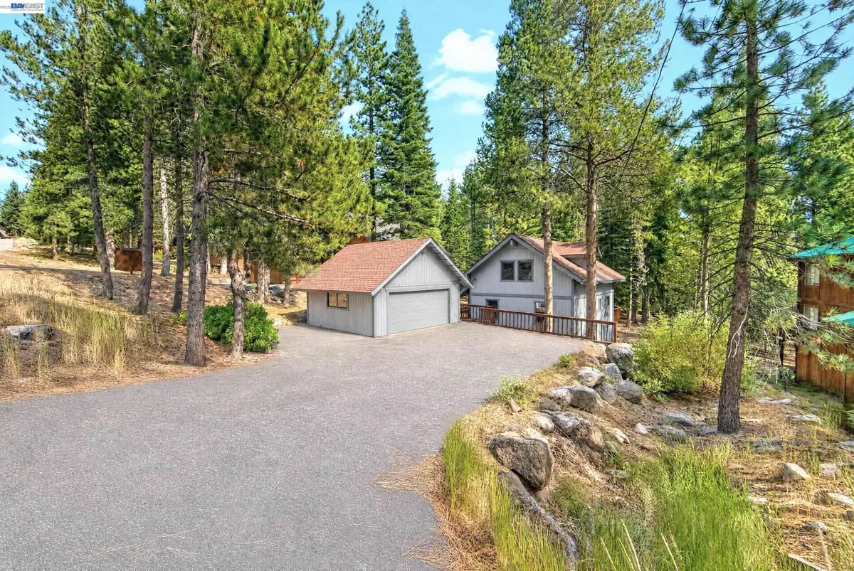 12057 Bennett Flat Rd, Truckee, CA 96161 - #1