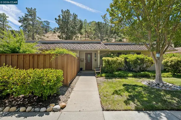 2037 Ptarmigan Dr  #2, WALNUT CREEK, CA 94595