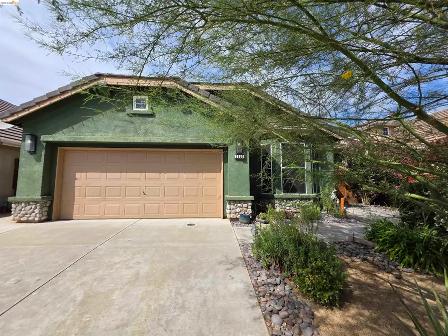 2607 Glow Rd, Riverbank, CA 95367 - #3