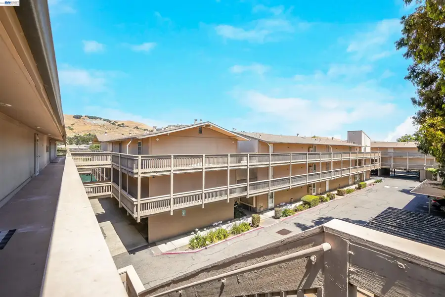 260 Industrial Pkwy  #47, Hayward, CA 94544 - #3