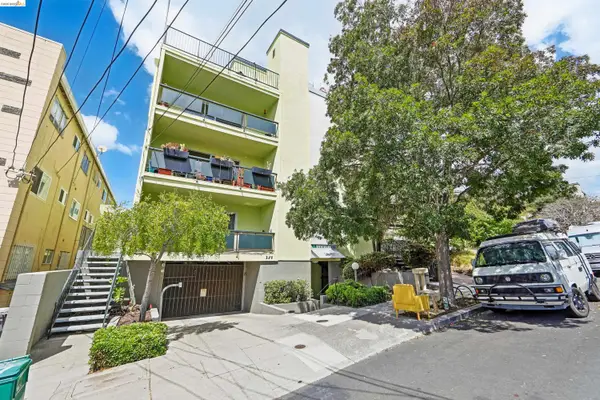 321 Warwick Ave  #303, OAKLAND, CA 94610