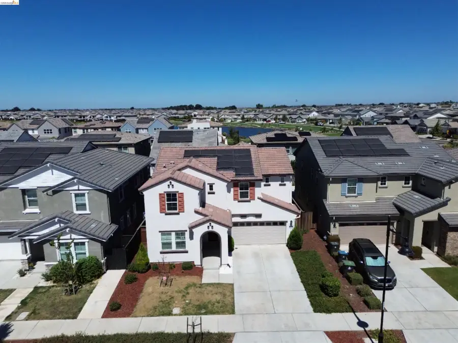 2751 Macabee Dr, Lathrop, CA 95330 - #2