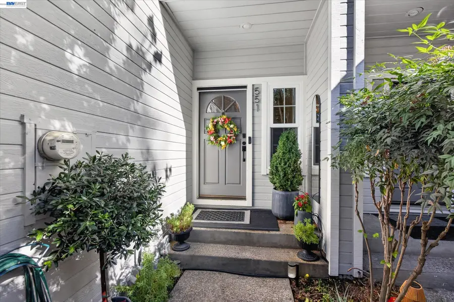 551 St John St, Pleasanton, CA 94566 - #2