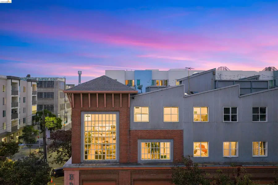 201 3rd St  #302, Oakland, CA 94607 - #3
