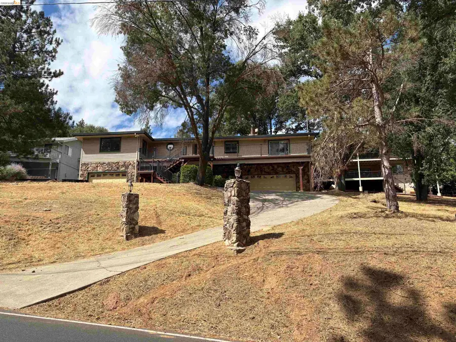 20059 Pleasant View Dr, Groveland, CA 95321 - #2