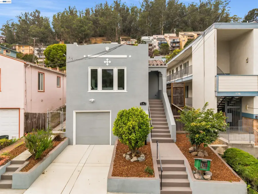 542 Adams St, Albany, CA 94706 - #2