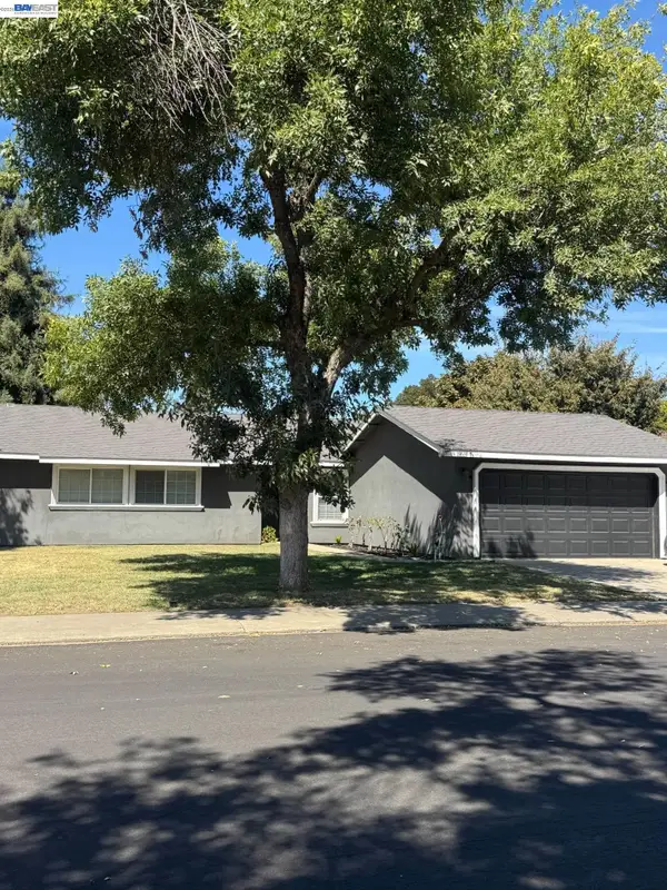 2713 Finlandia Ave, MODESTO, CA 95358