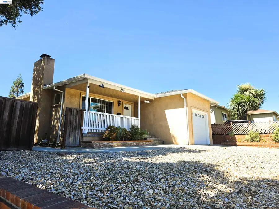 22341 6Th St, Castro Valley, CA 94546 - #2