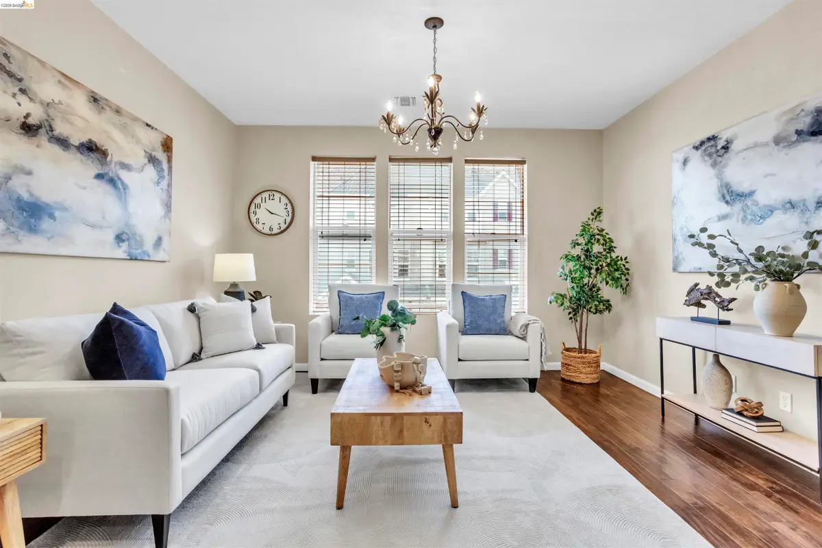 1543 Nevin Plz, Richmond, CA 94801 - #1