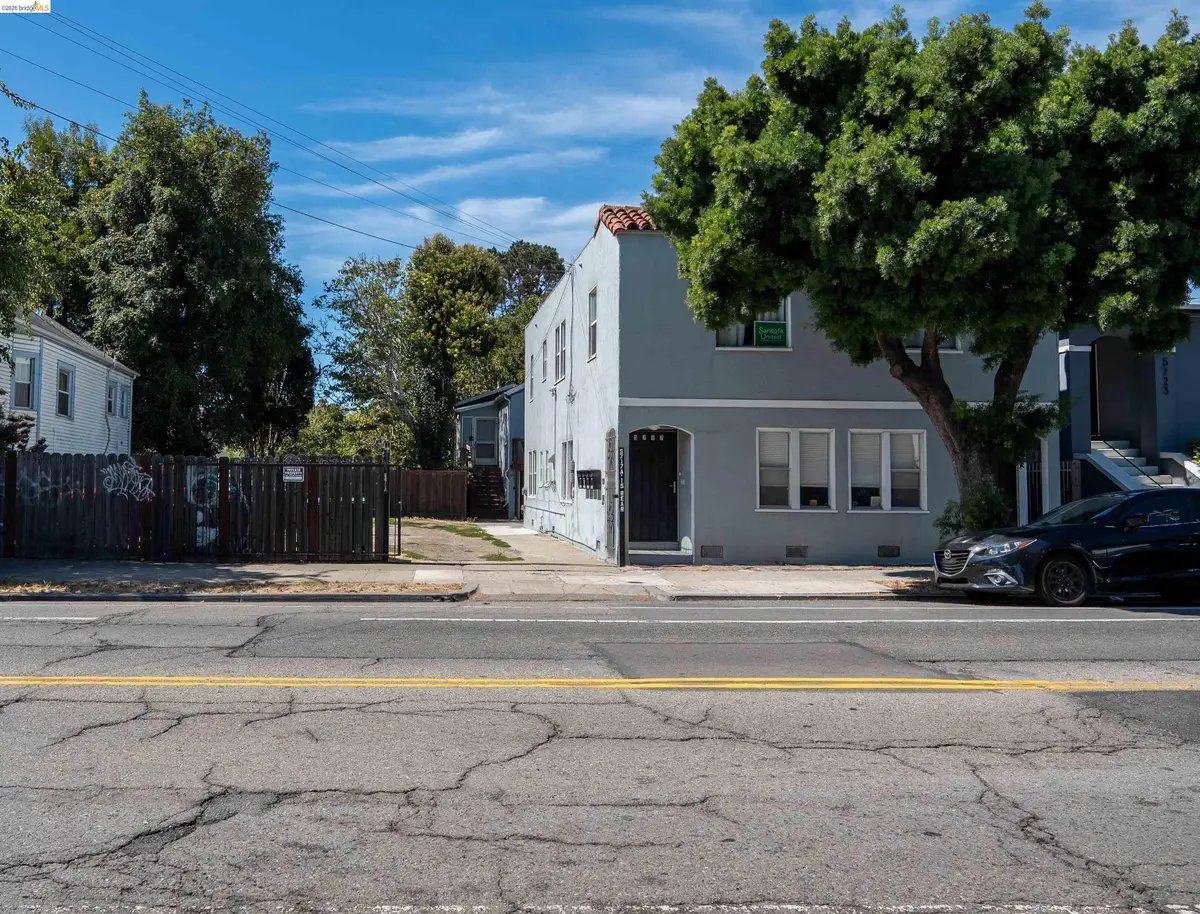 5719 Shattuck Ave, Oakland, CA 94609 - #1