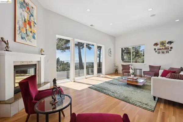 6153 Girvin Drive, OAKLAND, CA 94611