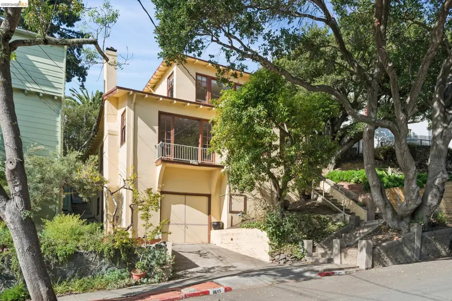 2605 Hilgard Ave, Berkeley, CA 94709 - #2