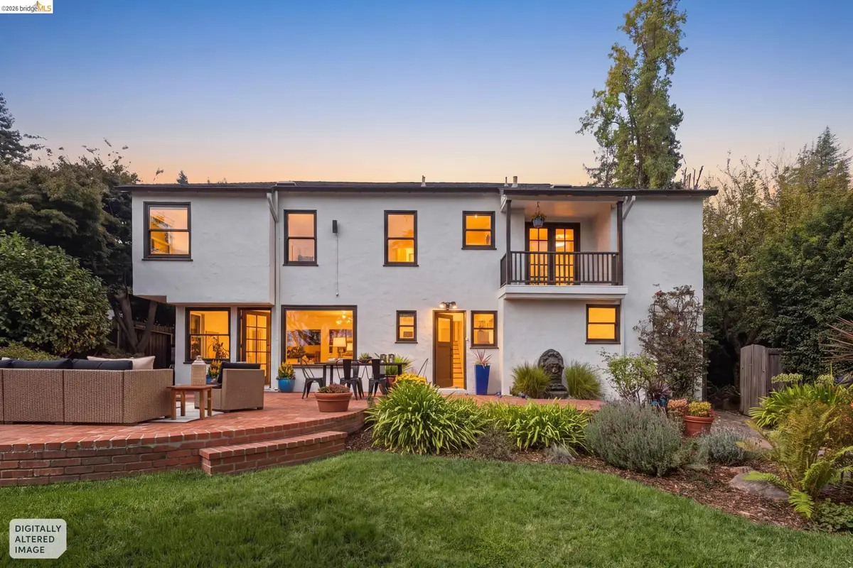 5610 Snake Rd, Oakland, CA 94611 - #1