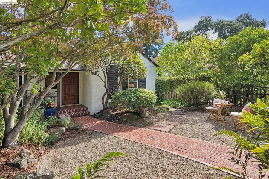 5610 Snake Rd, Oakland, CA 94611 - #3