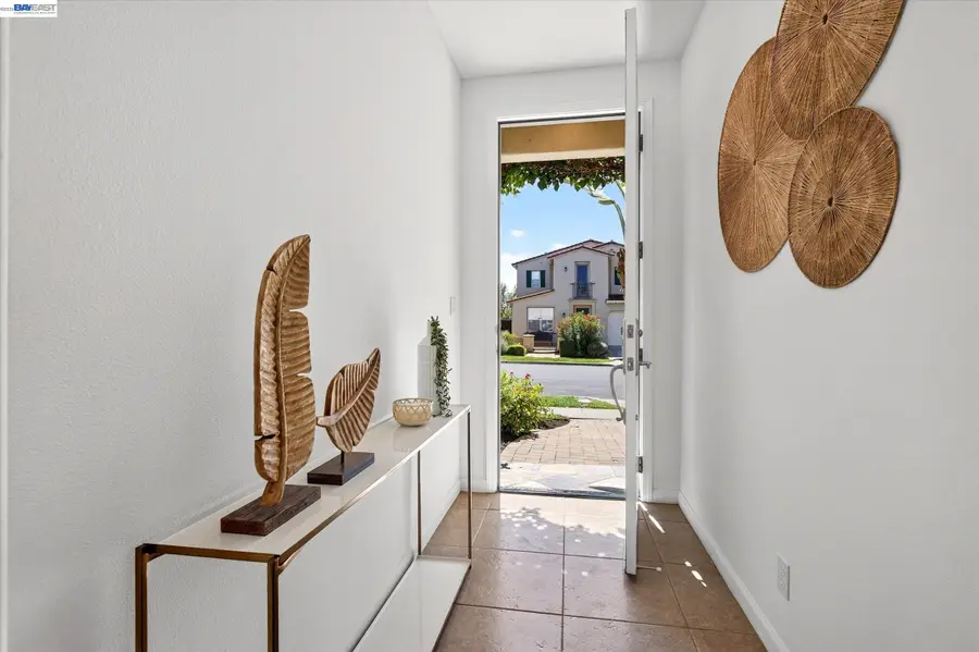 8307 Saturn Park Dr, San Ramon, CA 94582 - #3