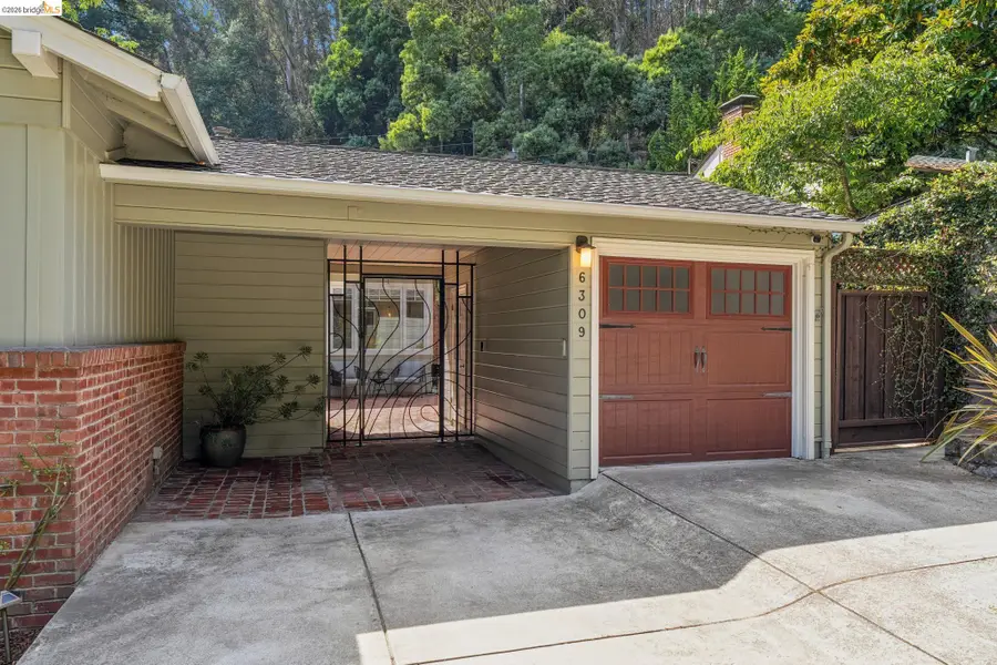 6309 Pinehaven Rd, Oakland, CA 94611 - #3