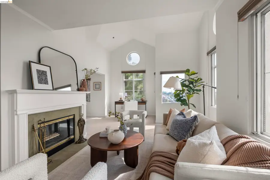 535 Pierce Street  #1300, Albany, CA 94706 - #2