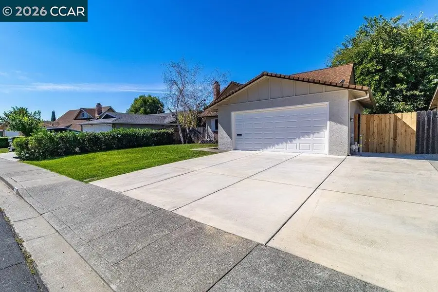 360 Spindrift Way, Vacaville, CA 95687 - #3