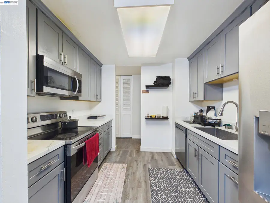 1750 Halford Ave  #211, Santa Clara, CA 95051 - #2
