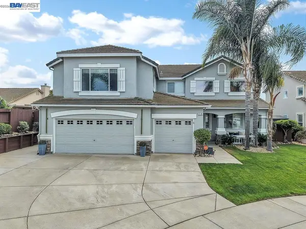 18 Pinenut Ct, OAKLEY, CA 94561