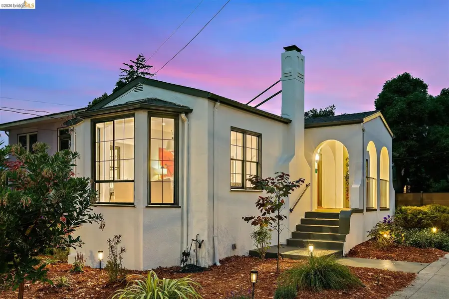 1668 Arch St, Berkeley, CA 94709 - #2