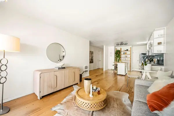 427 Lagunitas Ave  #305, OAKLAND, CA 94610