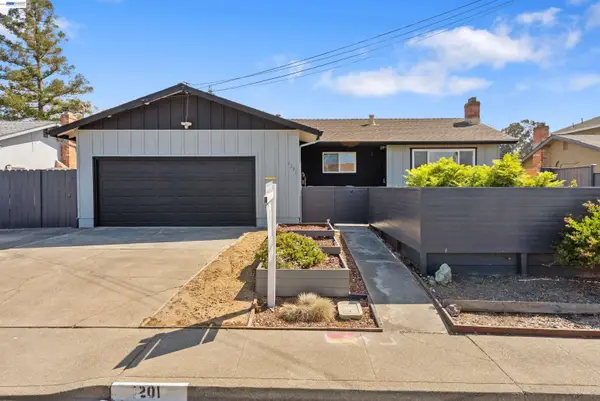 1201 Belfair Dr, PINOLE, CA 94564
