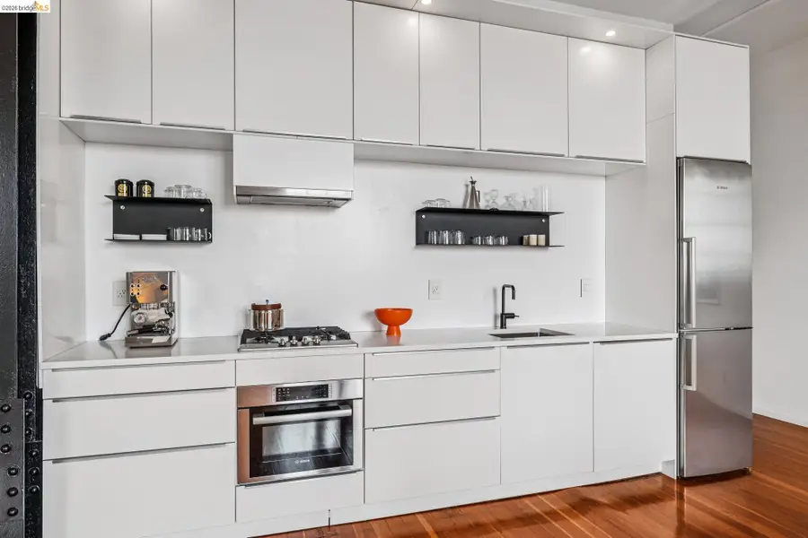 1018 4Th Ave  #204, Oakland, CA 94606 - #3