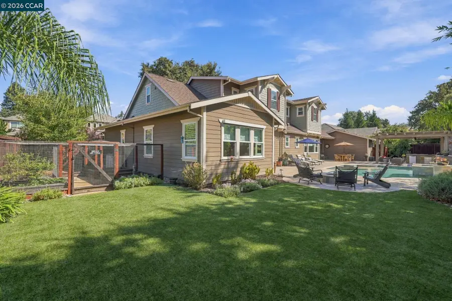 4 Tyler Ct, Danville, CA 94526 - #2