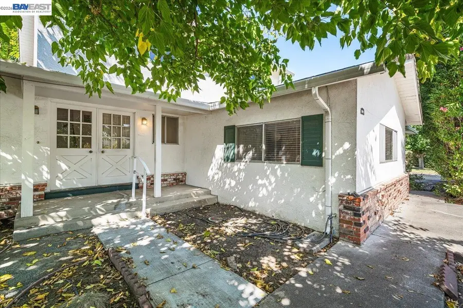 1099 Lynn St, Livermore, CA 94550 - #2