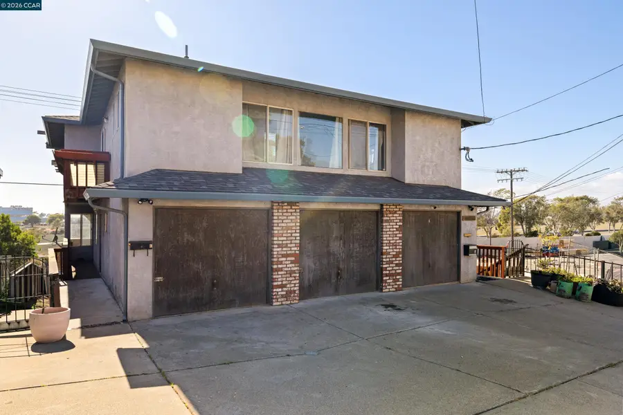 2415A Columbia Blvd, Richmond, CA 94804 - #2