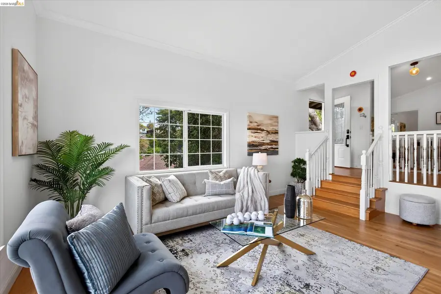 4535 Redding St, Oakland, CA 94619 - #2