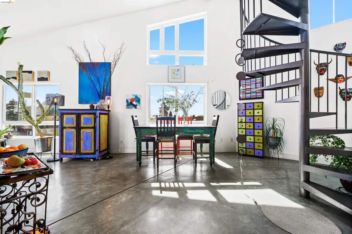 675 8th St  #16, Oakland, CA 94607 - #1