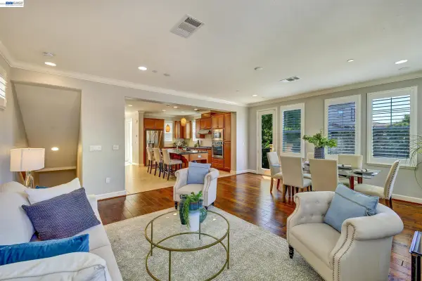 538 Selby Ln, LIVERMORE, CA 94551