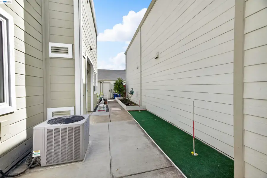439 Golf Circle, Manteca, CA 95337 - #3