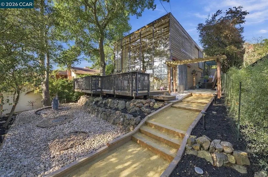 141 Fairlawn Dr, Berkeley, CA 94708 - #3