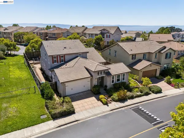 123 Benmore Dr, HAYWARD, CA 94542