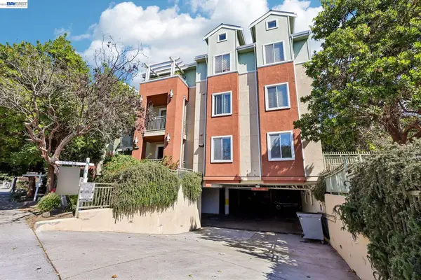 2330 University Ave  #120, EAST PALO ALTO, CA 94303