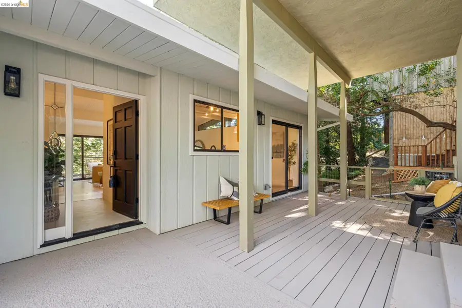 7101 Pinehaven Rd, Oakland, CA 94611 - #2