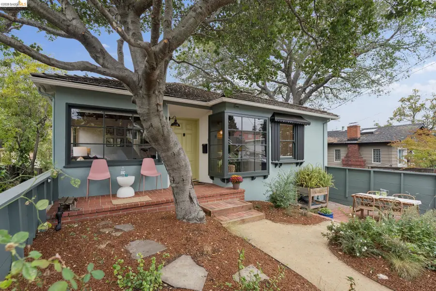 2437 Damuth St, Oakland, CA 94602 - #3